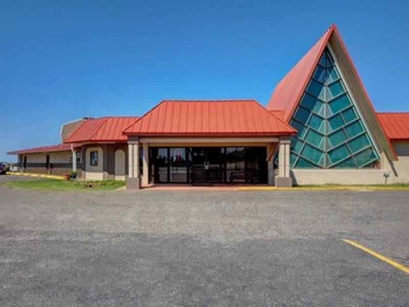Rodeway Inn Perry Exteriér fotografie
